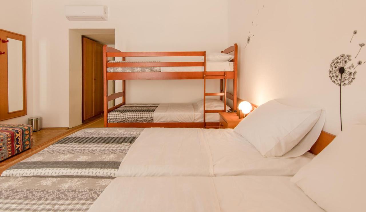 Hotel Barba Starigrad Exterior photo
