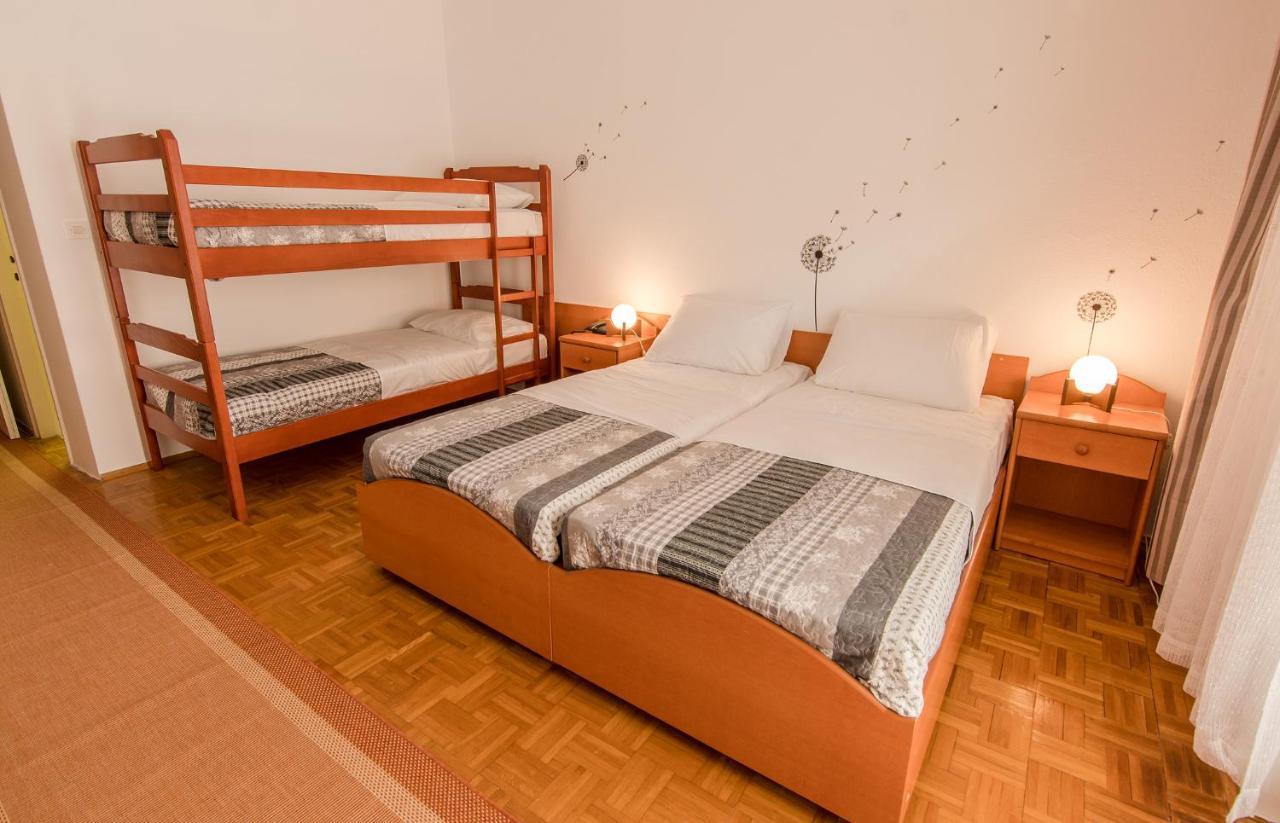 Hotel Barba Starigrad Exterior photo